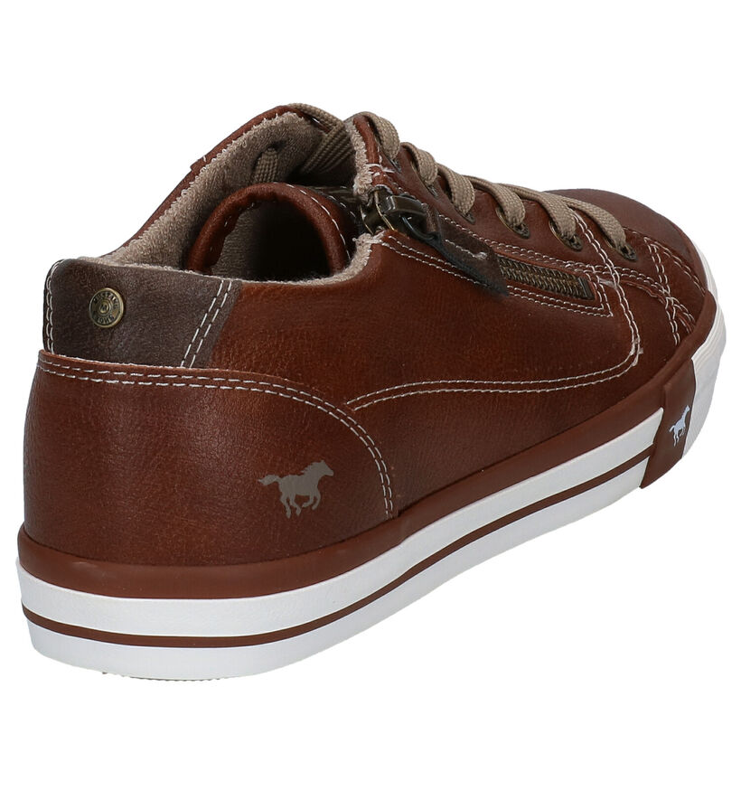 Mustang Baskets casual en Jaune ocre en simili cuir (313803)