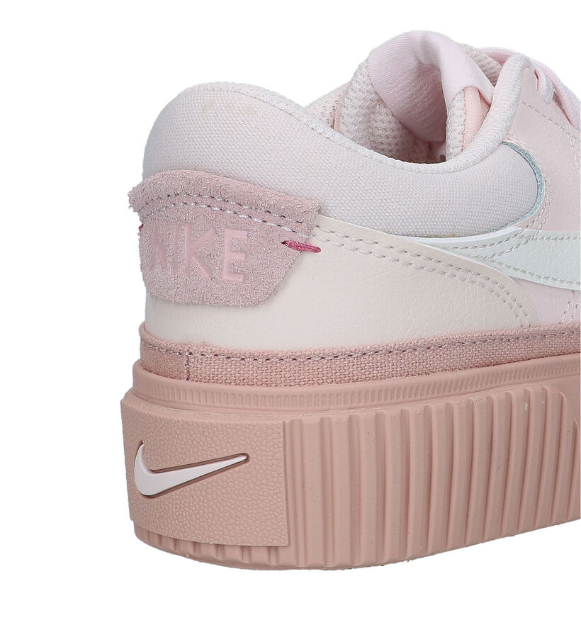 Nike Court Legacy Lift Baskets en Rose pour femmes (319220)