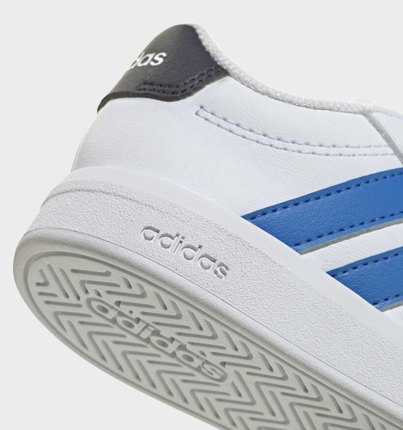 Adidas Grand Court 3.0 CF I Baskets basses en Blanc pour gar&ccedil;ons (372731) - pour semelles orthop&eacute;diques