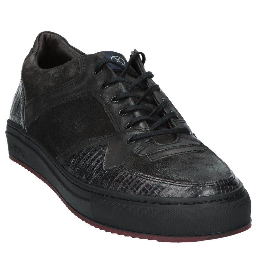 Ambiorix Chaussures basses en Noir en cuir (231739)