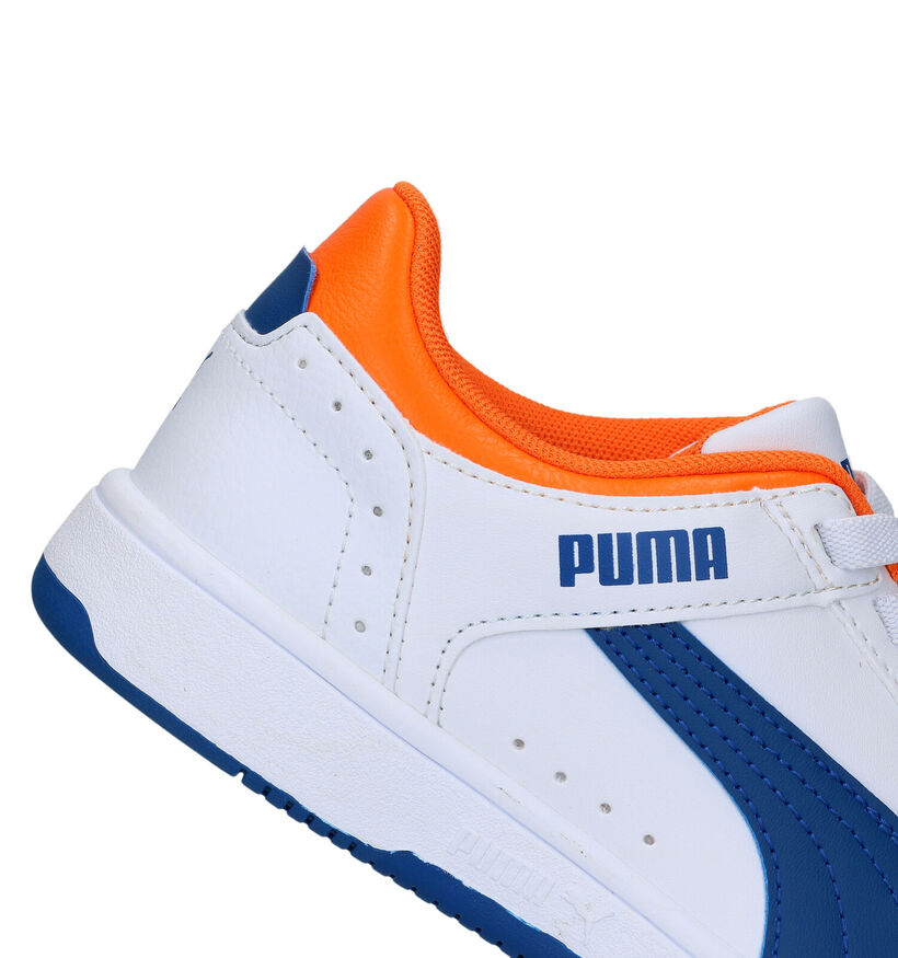 Puma Rebound Joy Baskets en Blanc pour filles, garçons (318745) - pour semelles orthopédiques