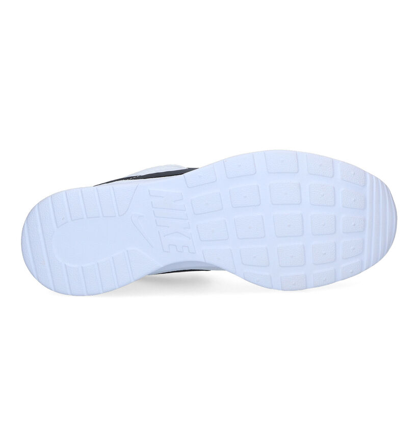 Nike Tanjun Zwarte Sneakers voor heren (309098)