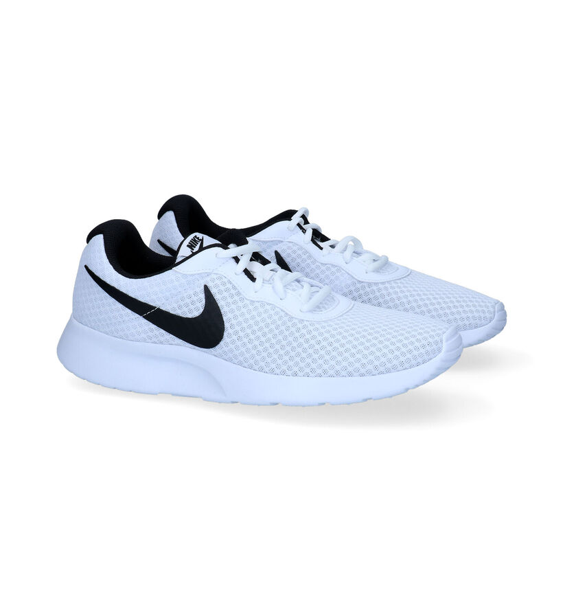 Nike Tanjun Zwarte Sneakers voor heren (332341)