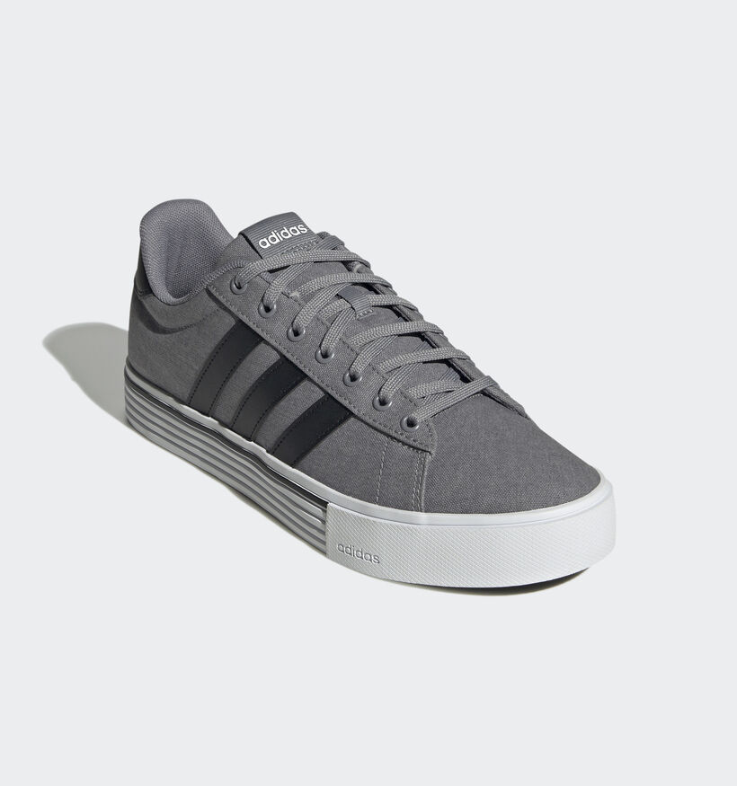 adidas Baskets basses en Gris pour hommes, garçons (350258) - pour semelles orthopédiques