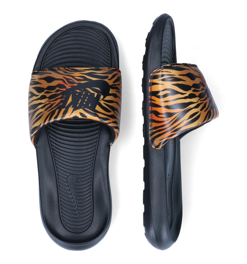 Nike Victori One Claquettes de piscine en Jaune pour femmes (302553)