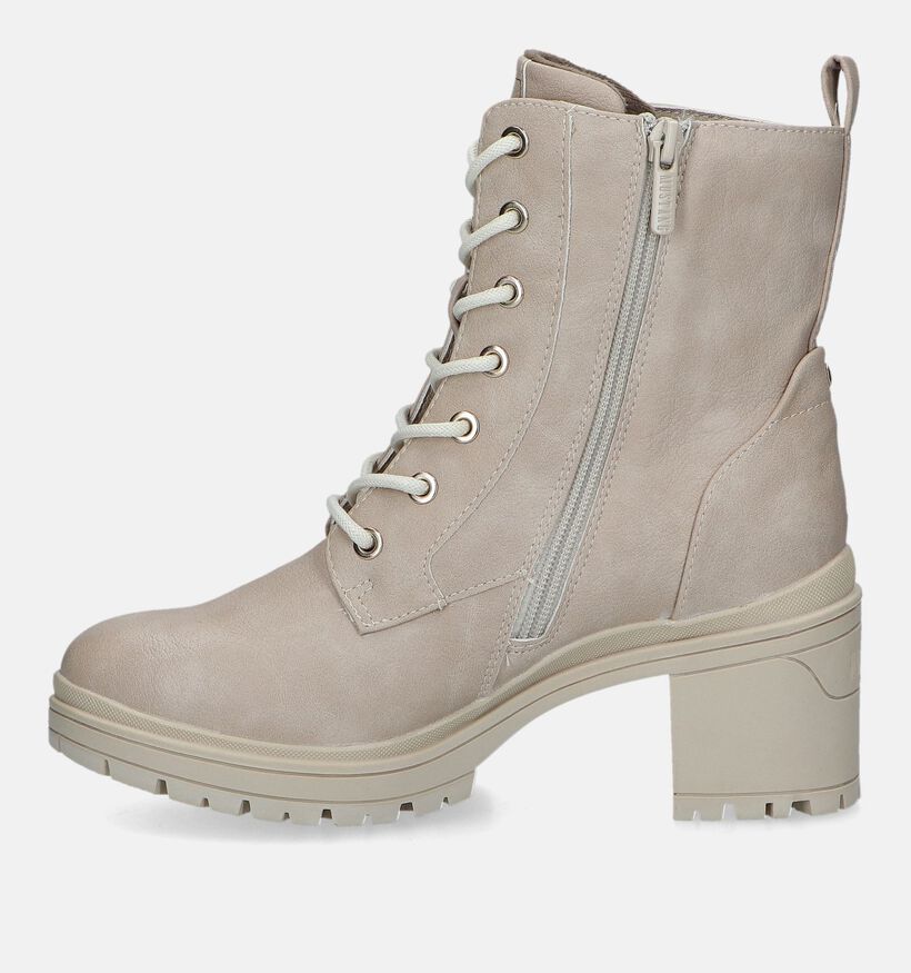 Mustang Boots à lacets en Écru pour femmes (331732)