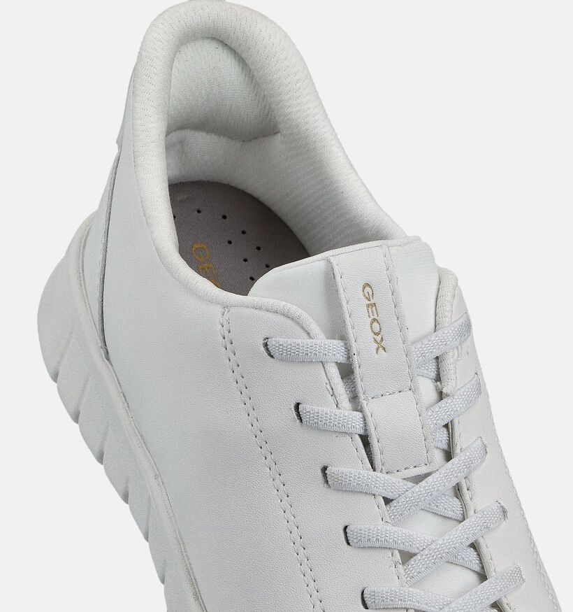 Geox Flextride Plus Witte Schoenen met Elastiek voor dames (370985) - geschikt voor steunzolen