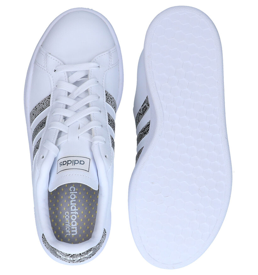 adidas Grand Court Baskets en Blanc en simili cuir (276444)