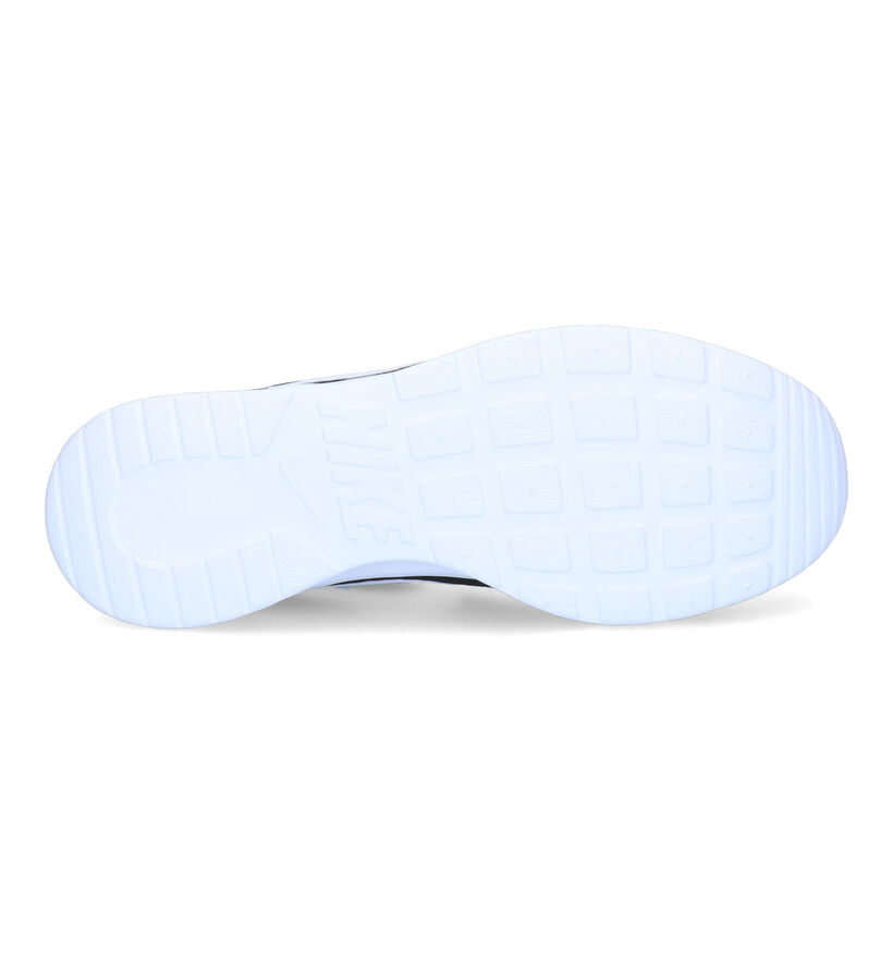 Nike Tanjun Zwarte Sneakers voor heren (332341)