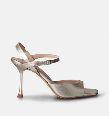 Sandales or