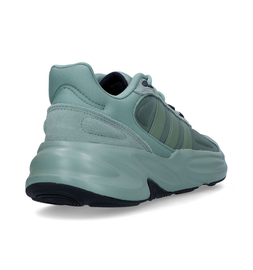 adidas Ozelle Baskets en Vert pour hommes (324936)