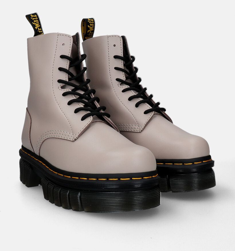 Dr. Martens Soft Wair Audrick 8I Boots en Écru pour femmes (327802) - pour semelles orthopédiques