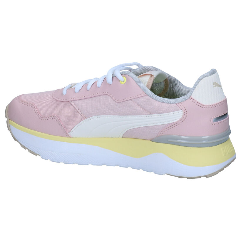 Puma R78 Voyage Baskets en Rose pour femmes (318666)