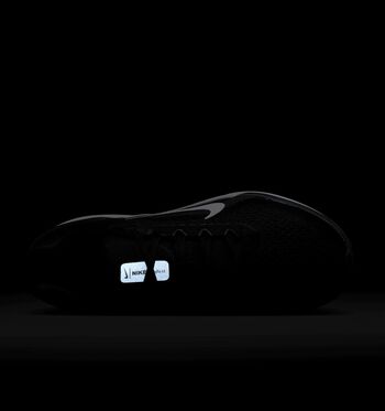 Nike Low Chaussures outdoor Black/ White/ Anthracite Cool Grey/001 -BLACK/WHITE-ANTHRACITE-COOL GR/Pure Platinum/ Black/ Bright Red