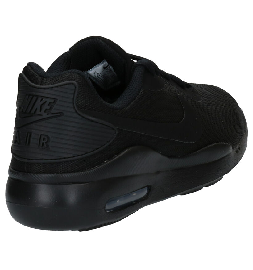 Nike Air Max Oketo Baskets en Noir en textile (274959)