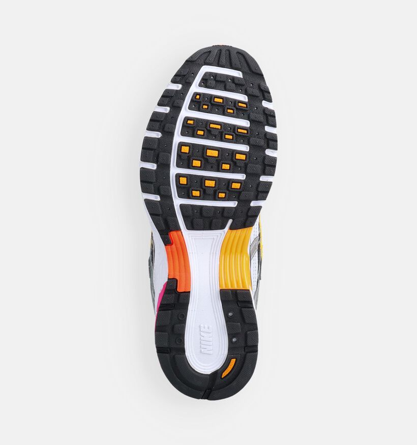 Nike P6000 Zilveren/Fuchsia Sneakers voor dames (372030)