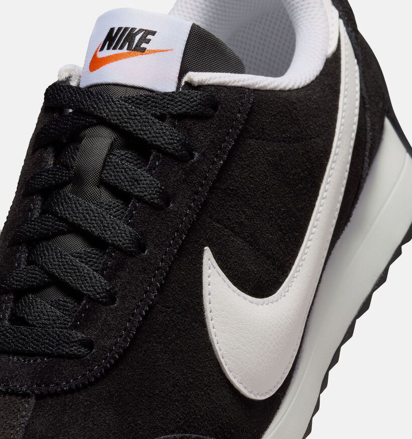 Nike Pacific Zwarte Lage Sneakers voor dames (376103)