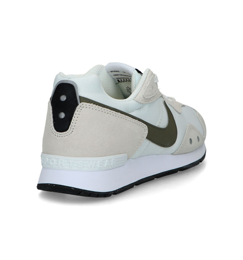 Nike Venture Runner Baskets en Blanc pour hommes (325149) - pour semelles orthopédiques