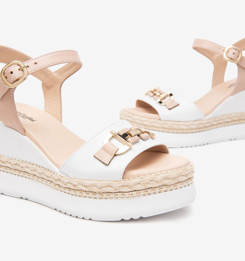 NeroGiardini Sandales avec talon compensé en Blanc pour femmes (356031)