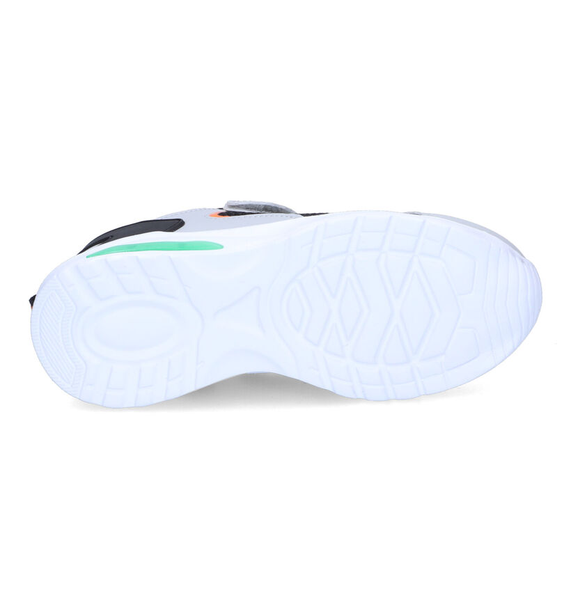 CEMI Baskets basses en Noir pour garçons (305289)