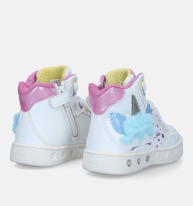 Geox Skylin Baskets avec des lumières en Noir pour filles (329951) - pour semelles orthopédiques