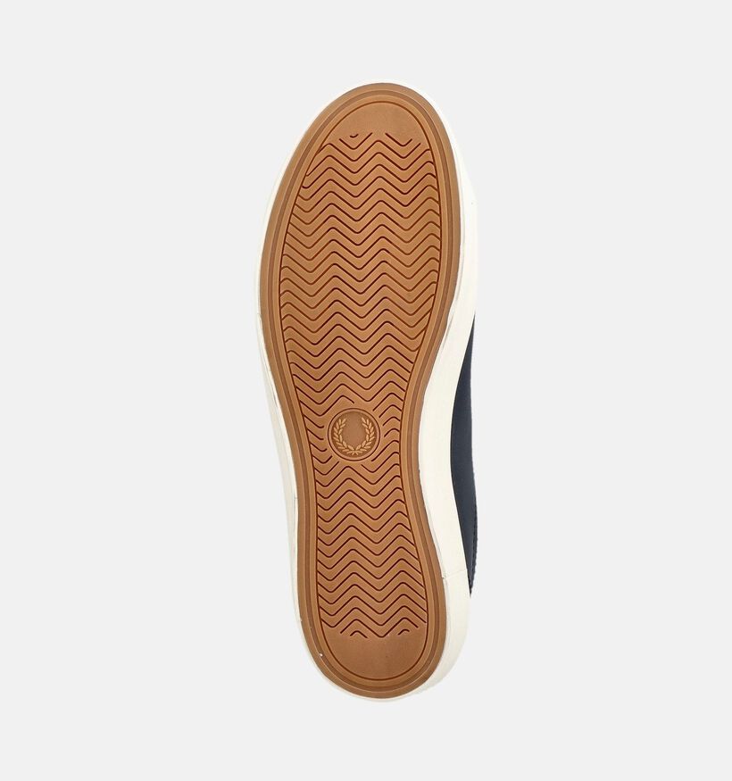 Fred Perry Baseline Leather Chaussures plates en Bleu fonc&eacute; pour hommes (378094)