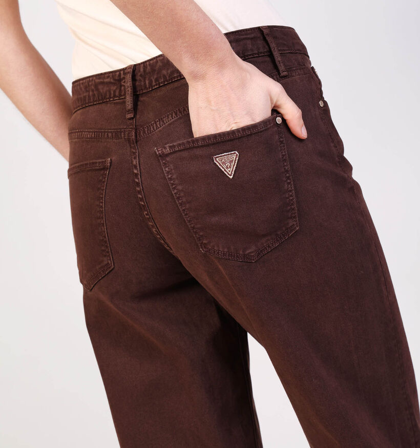 Guess Straight leg jeans en Marron Guess Straight leg jeans en Marron pour femmes (373139)