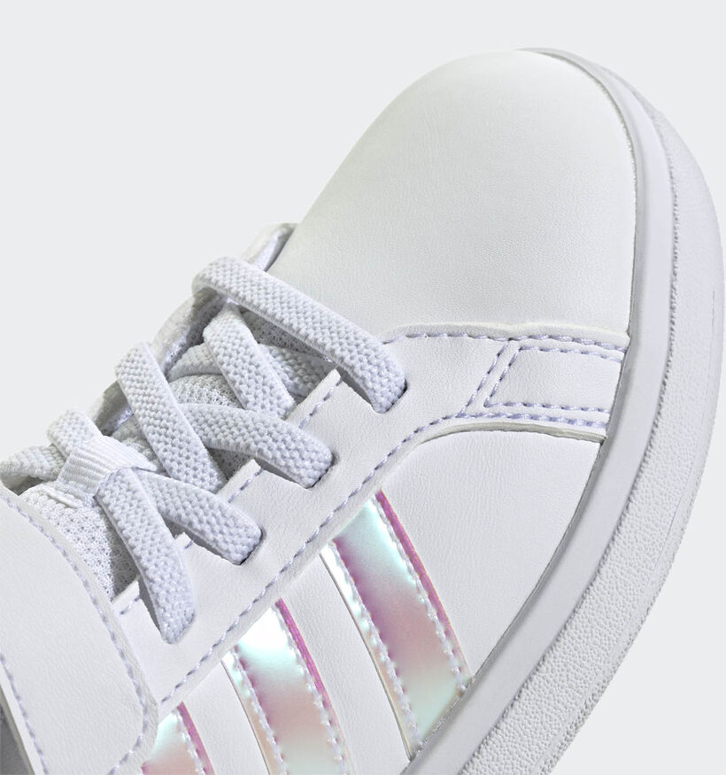 adidas Grand Court 2.0 Witte Sneakers adidas Grand Court 2.0 Witte Sneakers voor meisjes (359666) - geschikt voor steunzolen