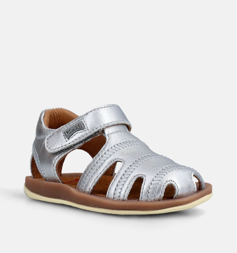 Camper Sandales pour b&eacute;b&eacute; en Argent pour filles (370739)