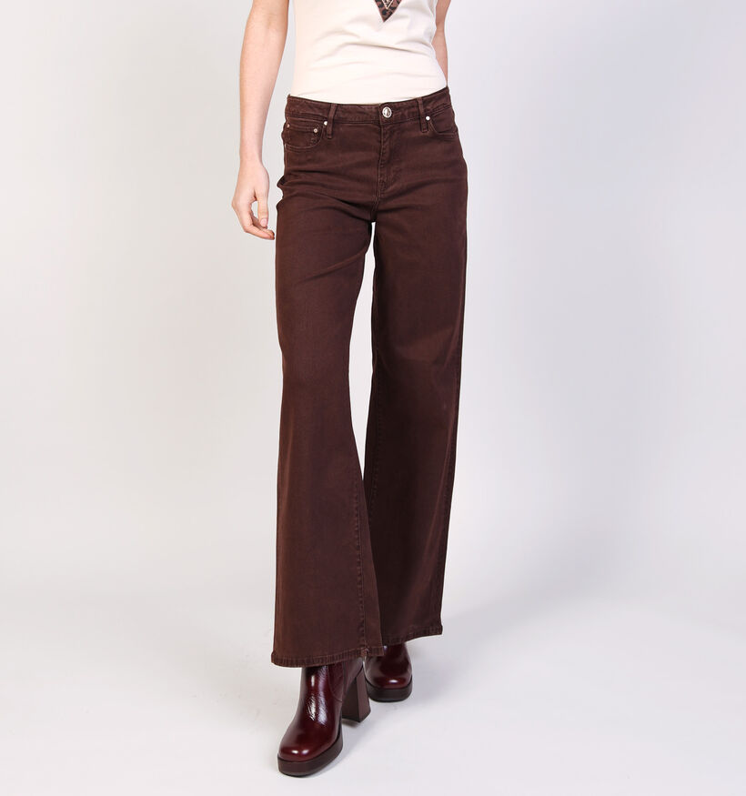 Guess Straight leg jeans en Marron Guess Straight leg jeans en Marron pour femmes (373139)