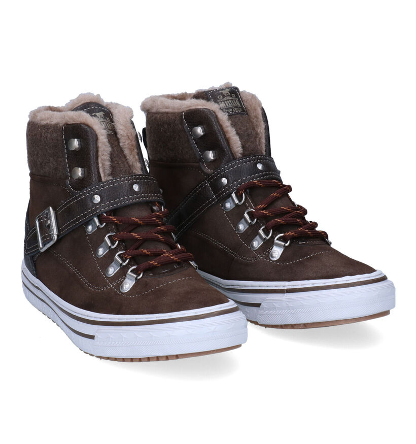 Mustang Baskets montantes en Marron en textile (298099)