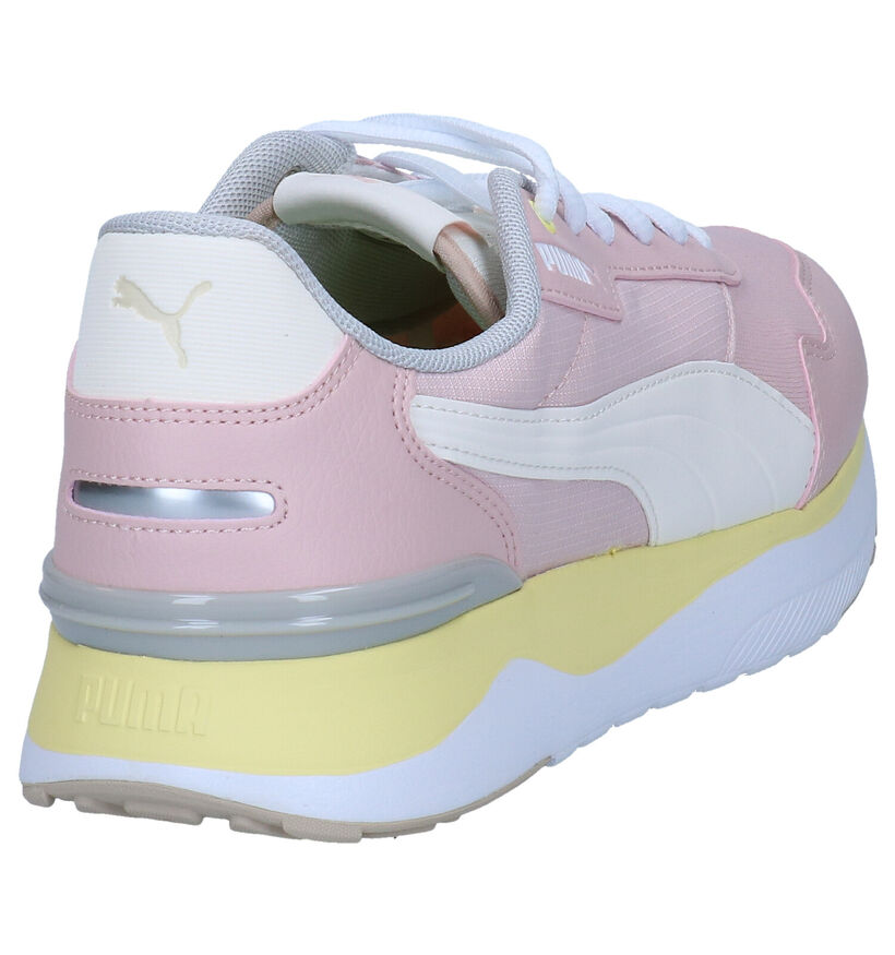 Puma R78 Voyage Baskets en Rose pour femmes (318666)