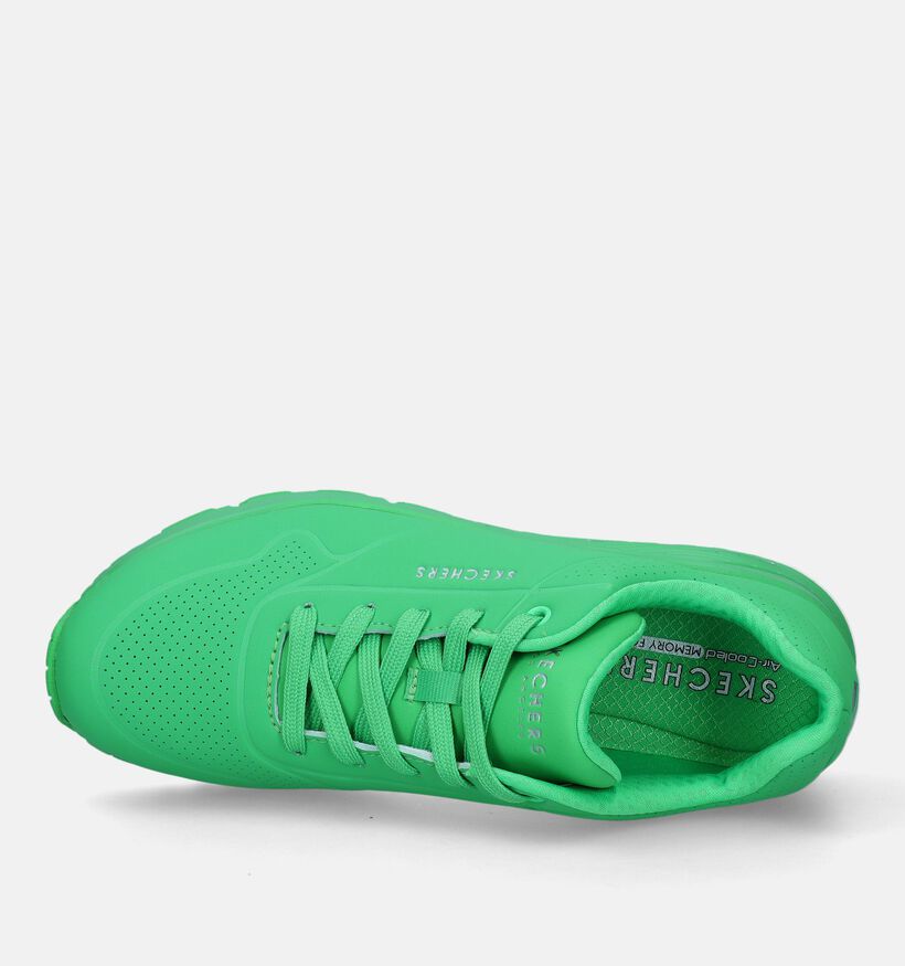 Skechers Uno Stand On Air Baskets en Vert pour femmes (334199)