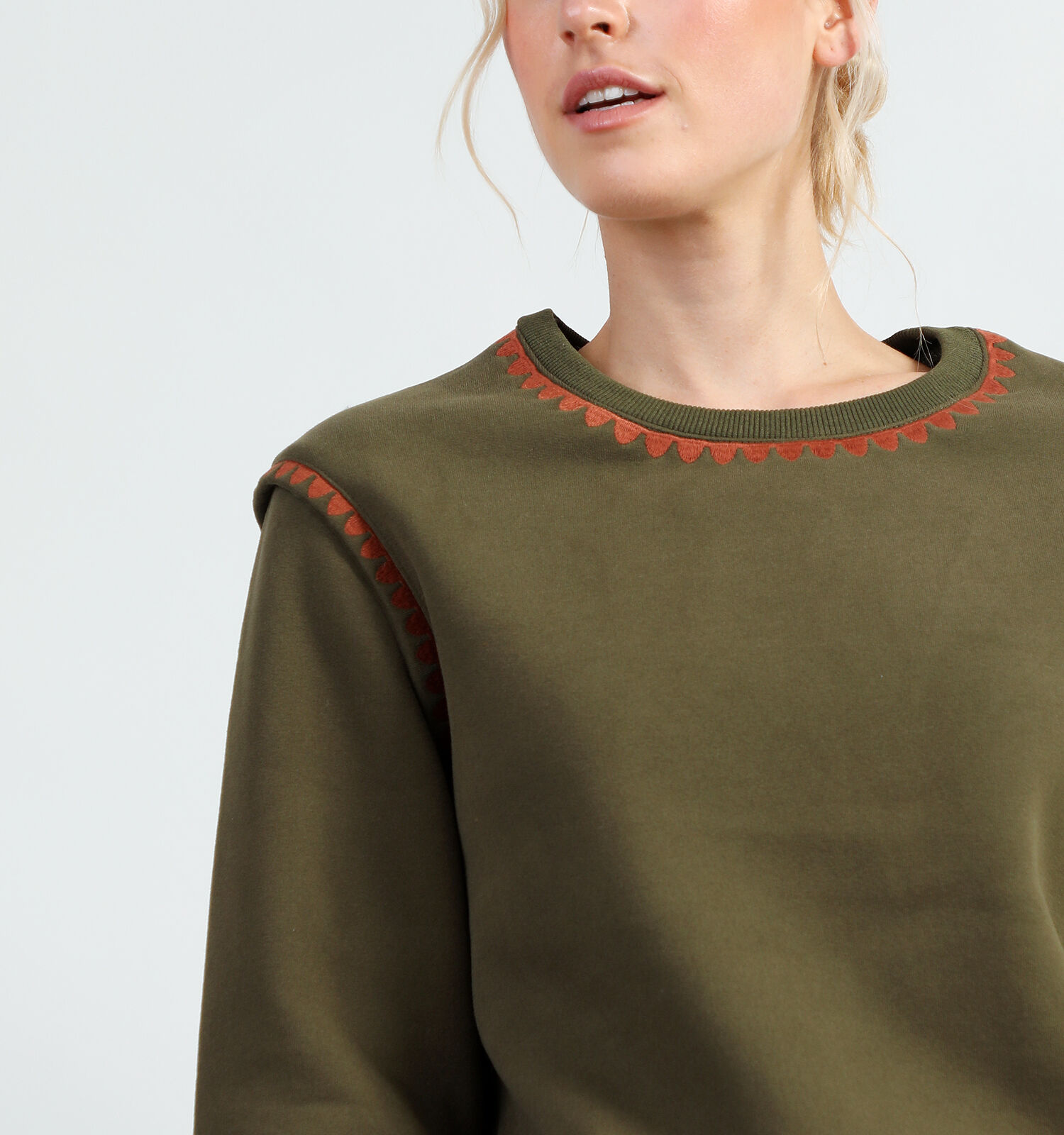 Khaki sweater dames on sale