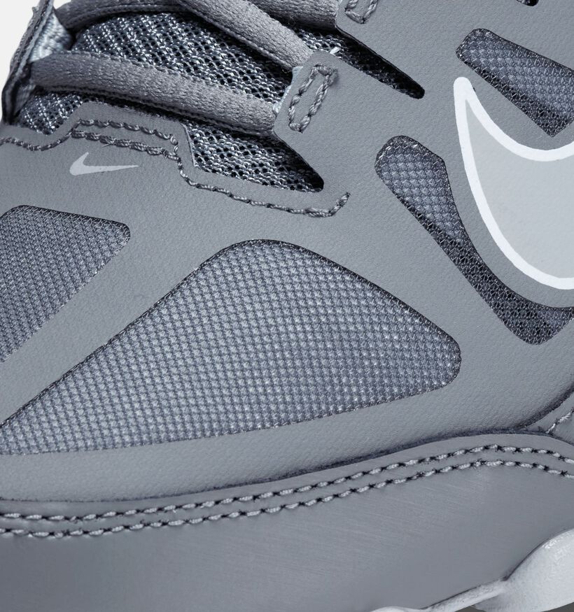 Nike Reax Baskets basses en Gris pour hommes (355868) - pour semelles orthopédiques