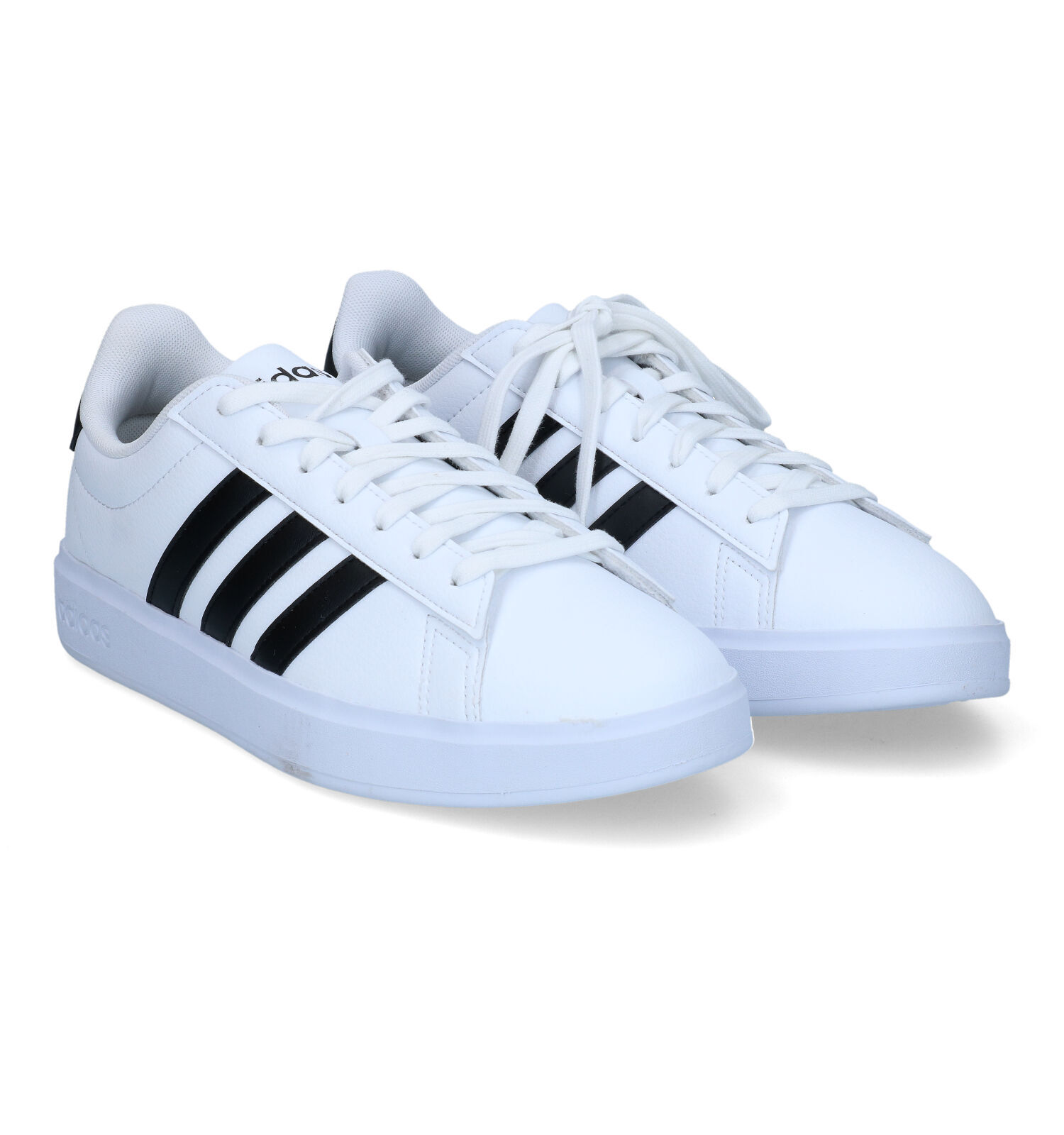 Witte gympen outlet adidas