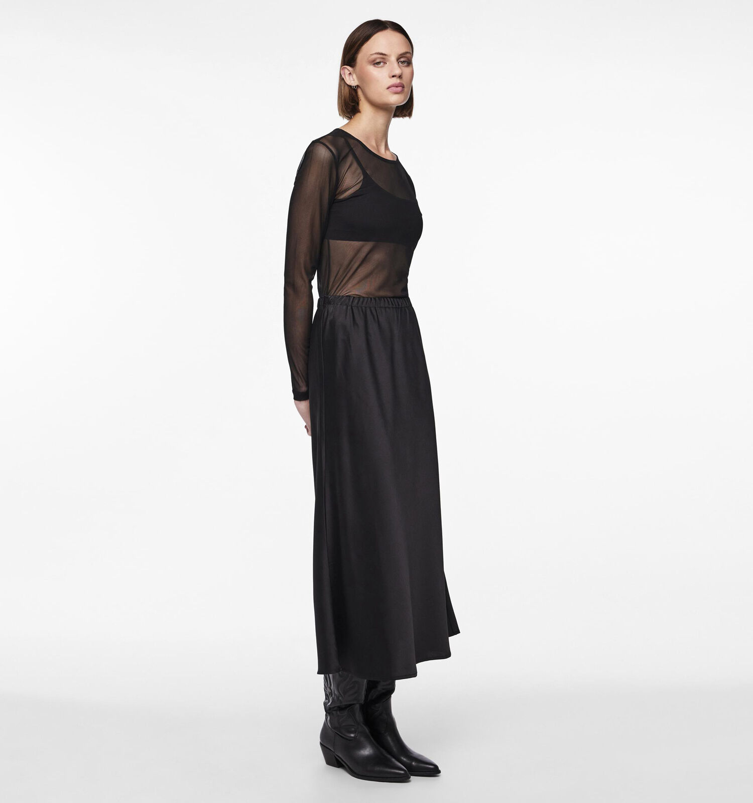Pieces Norella HW Ankle Zwarte Satijnen Rok Dames Rokken Online op TORFS.BE