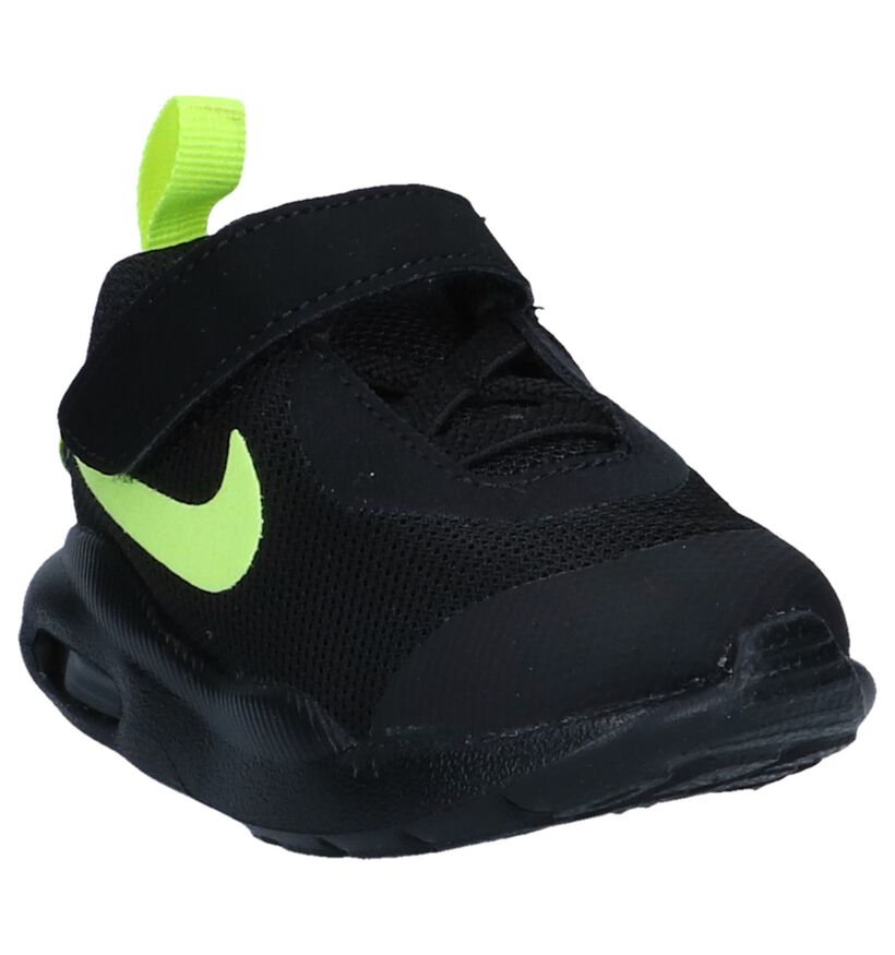 Zwarte Sneakers Nike Air Max Oketo in stof (249811)