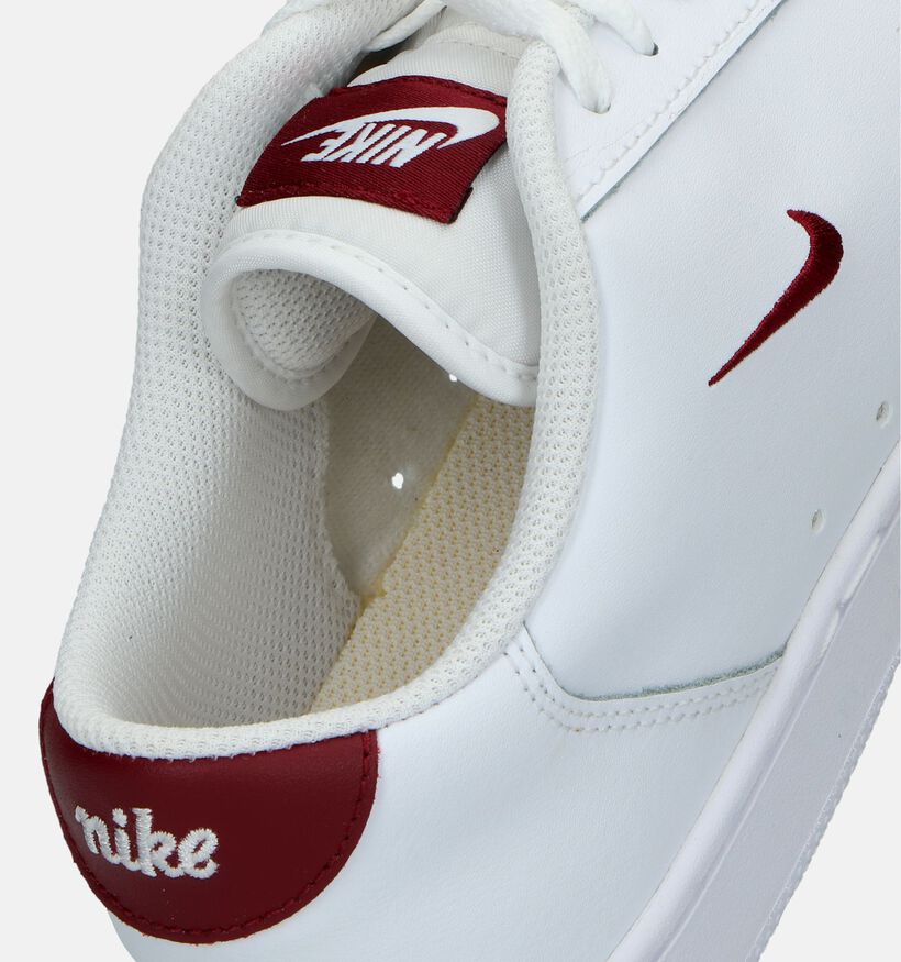 Nike Court Vintage Baskets en Blanc pour hommes (334860)