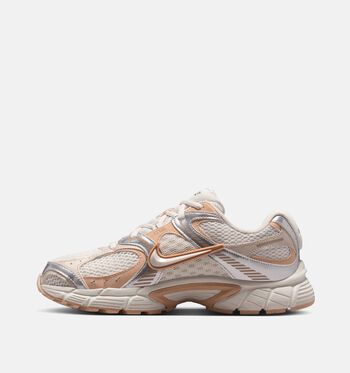 Nike V5 RNR Low Sneakers 300 -SEAWEED/ METALLIC SILVER -ANTHRACITE/Phantom/ Phantom/ Chalk/ Shimmer