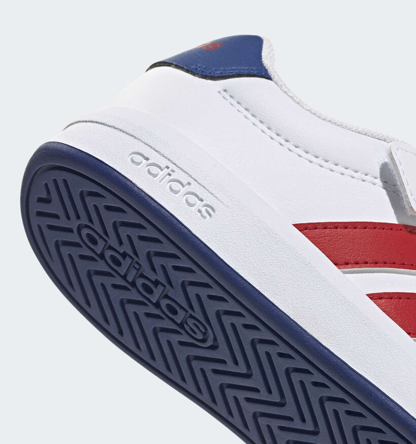 adidas Grand Court 3.0 Baskets basses en Blanc/Multi pour gar&ccedil;ons (375393)