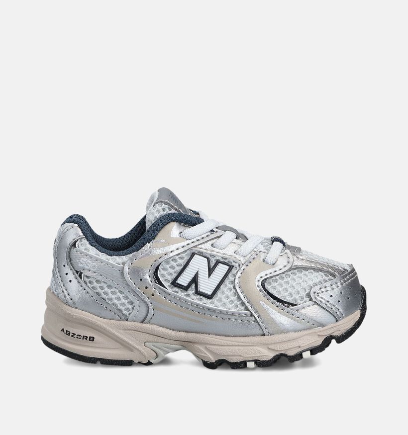 New Balance baskets basses en Argent New Balance baskets basses en Argent pour filles (366189) - pour semelles orthopédiques