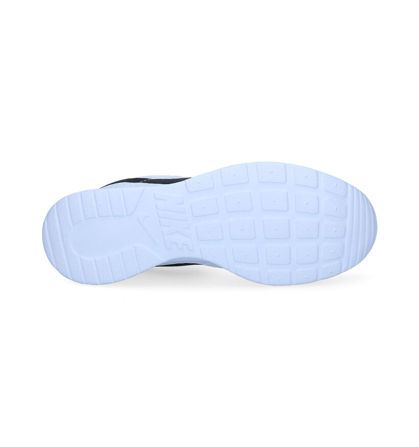 Nike Tanjun Zwarte Sneakers voor heren (332341)