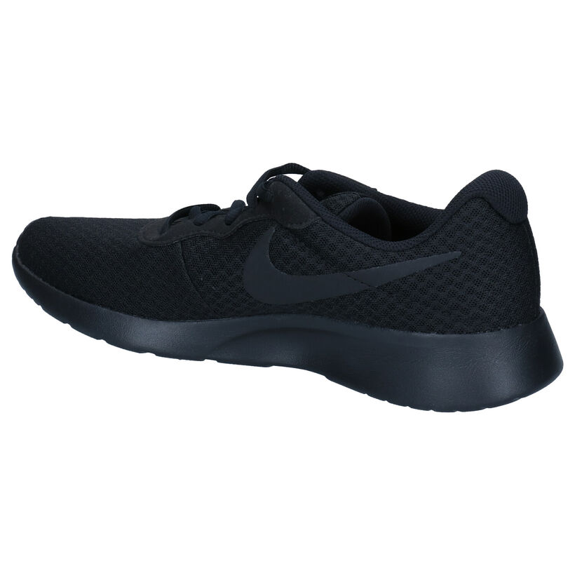 Nike Tanjun Zwarte Sneakers voor heren (309098)