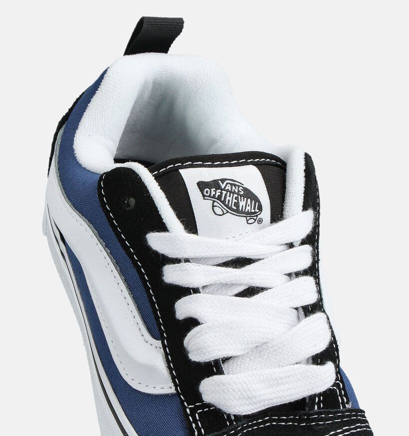 Vans Knu Skool Baskets en Bleu/Noir pour filles, garçons (361169)