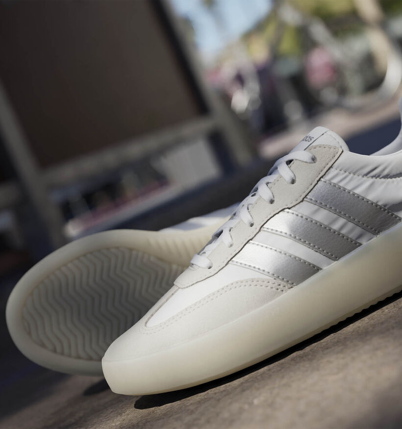 adidas Barreda Decode Baskets en Blanc pour femmes (350170)
