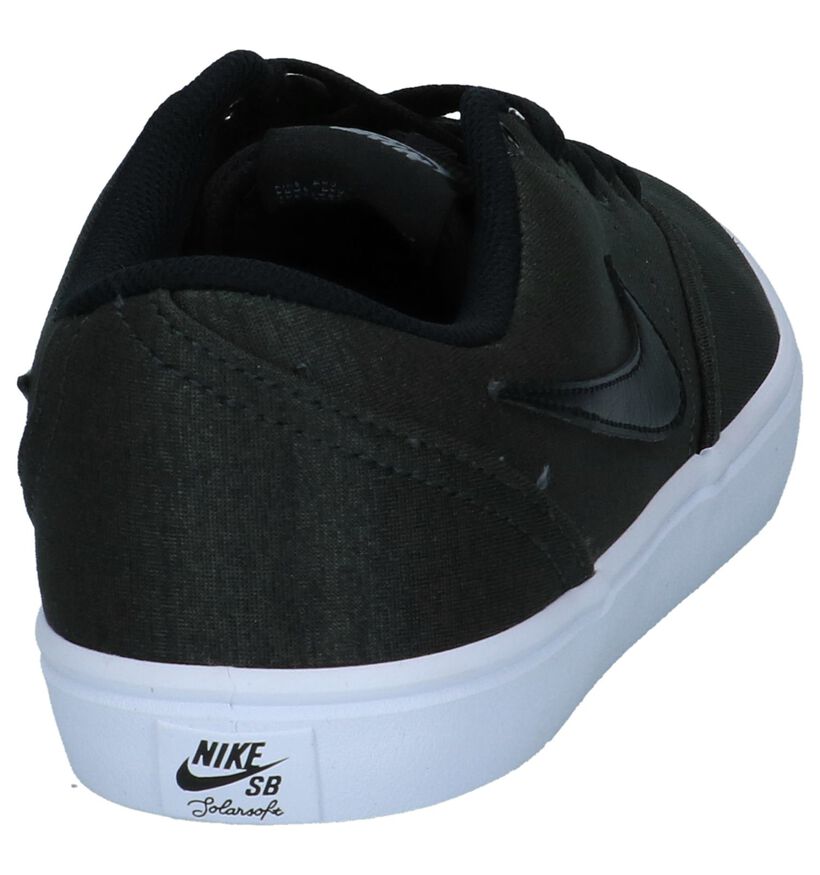 Nike SB Check Solar Bordeaux Lage Skateschoenen in stof (234070)