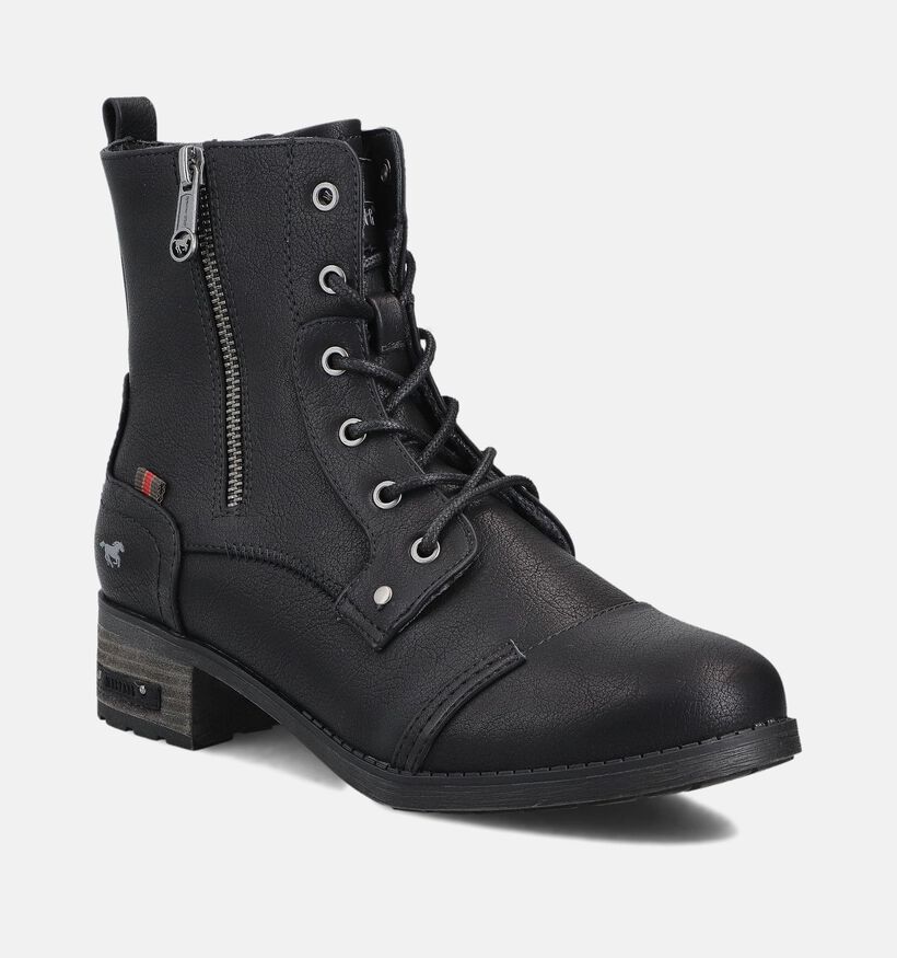 Mustang Boots à lacets en Noir pour femmes (364322)