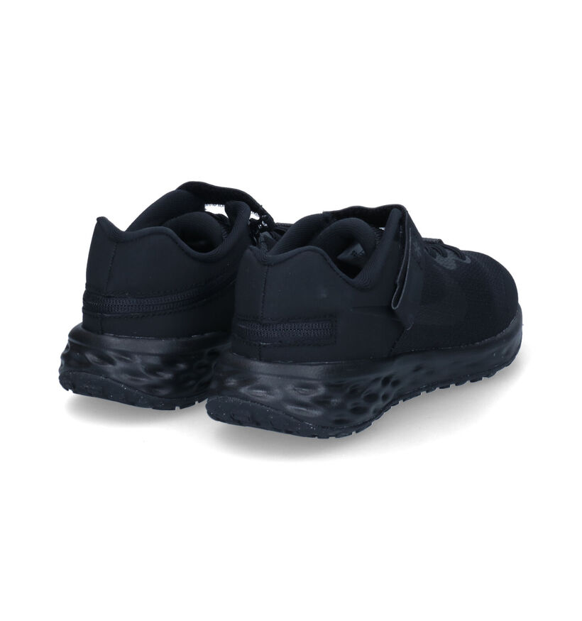 Nike Revolution 6 Flyease Baskets en Noir en textile (308956)