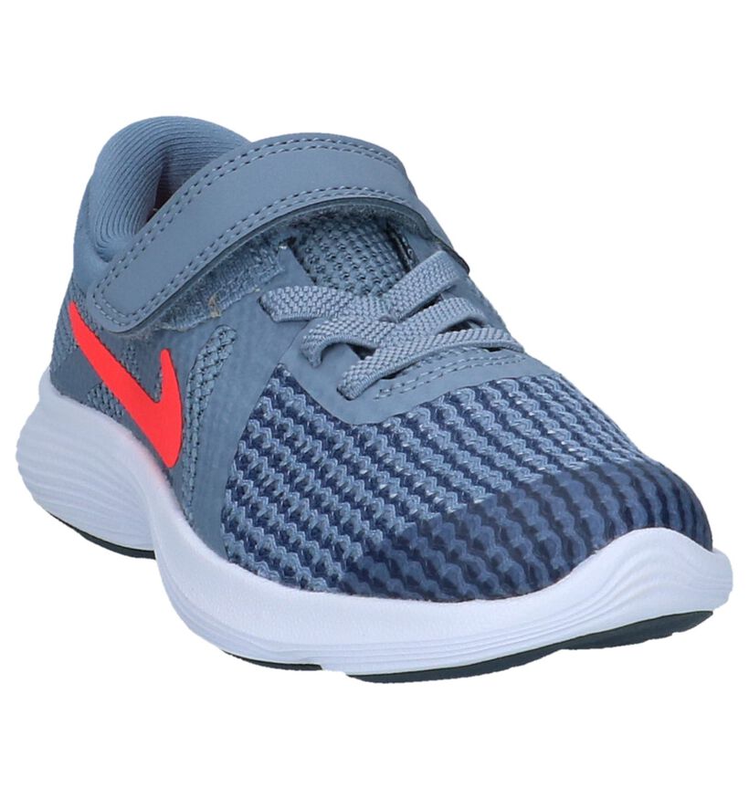 Nike Revolution Baskets basses en Gris clair en textile (222592)